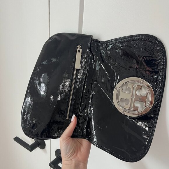 Tory Burch Black Patent Leather Clutch Bag - Picture 5 of 9